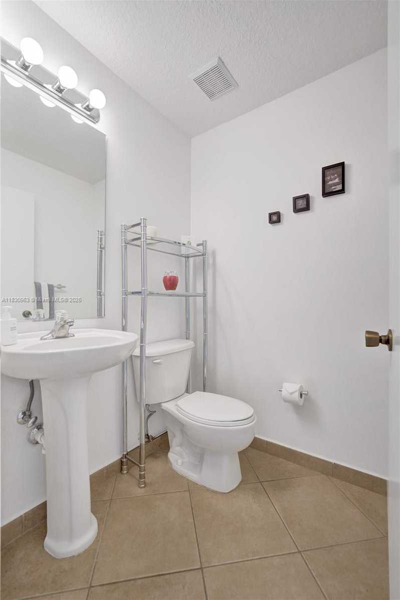 Small Image of 10607 SOUTH WEST 6TH ST #1006, Pembroke Pines Number 35