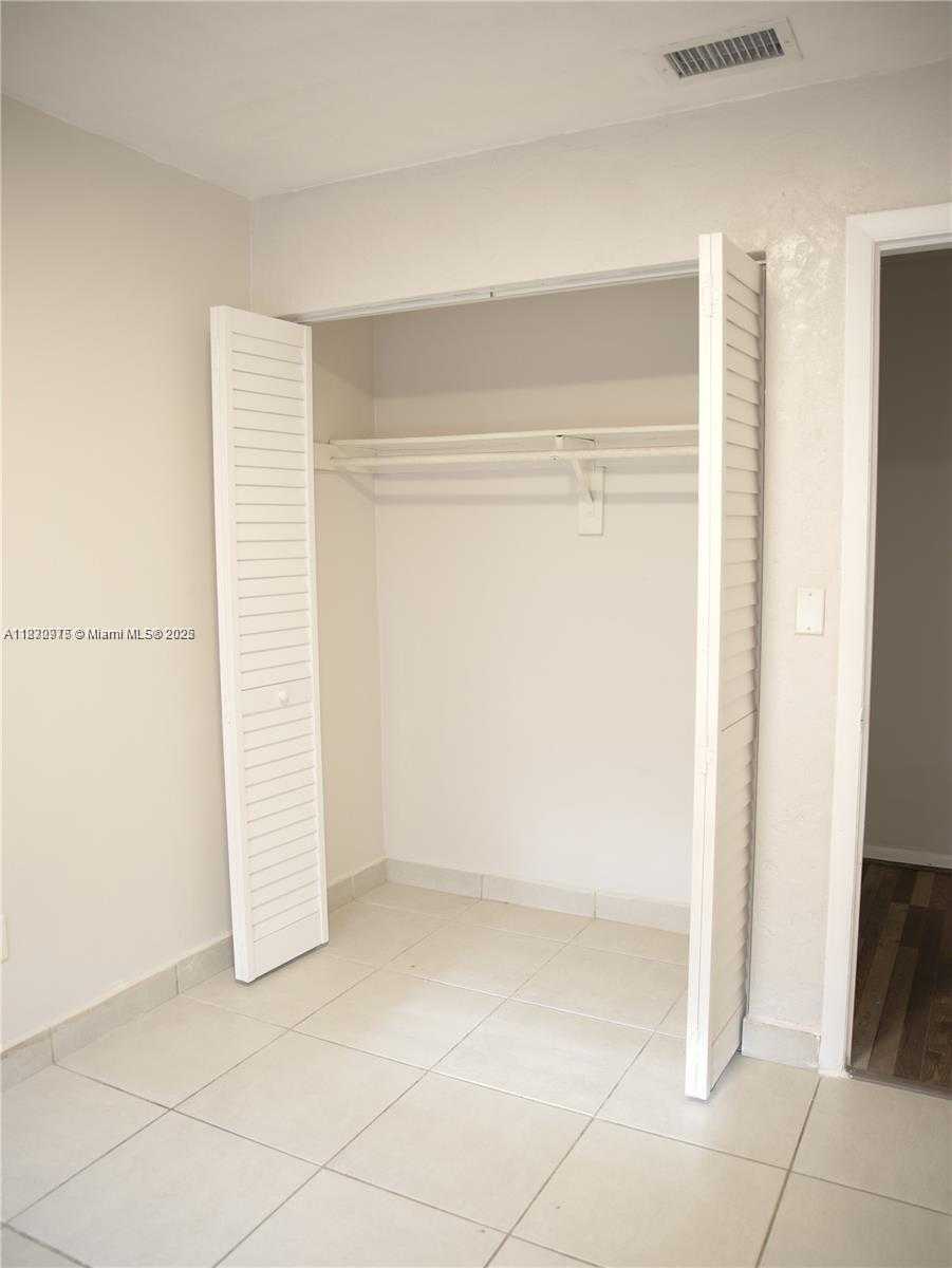Small Image of 11551 SOUTH WEST 123RD AVE, Miami Number 25