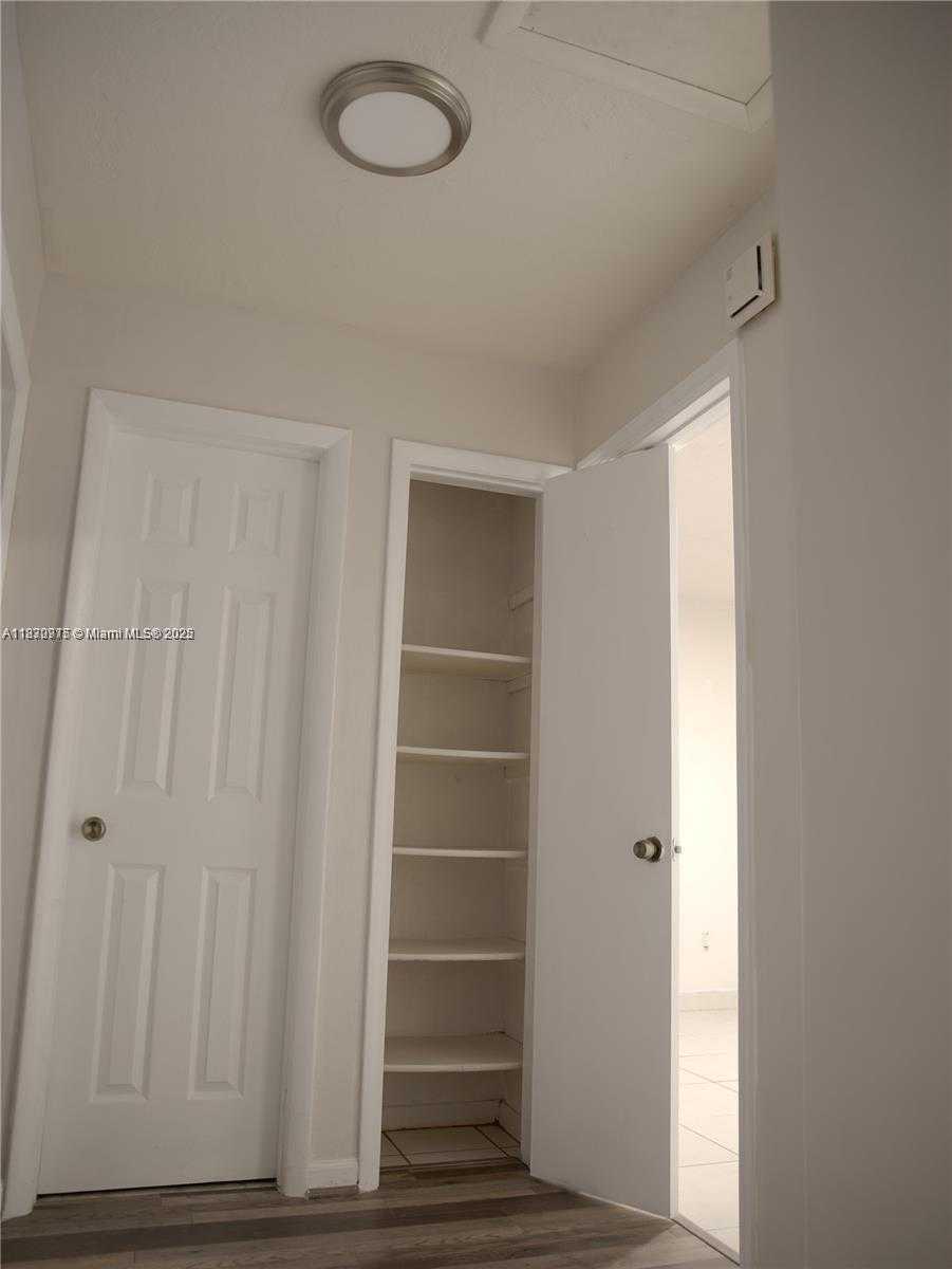 Small Image of 11551 SOUTH WEST 123RD AVE, Miami Number 26