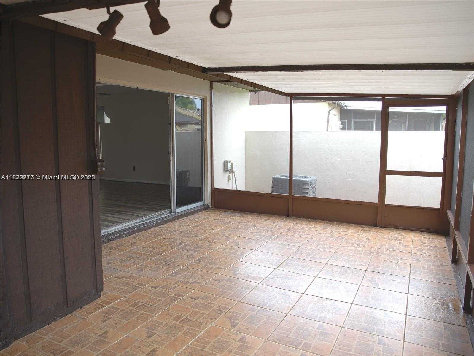 Small Image of 11551 SOUTH WEST 123RD AVE, Miami Number 28