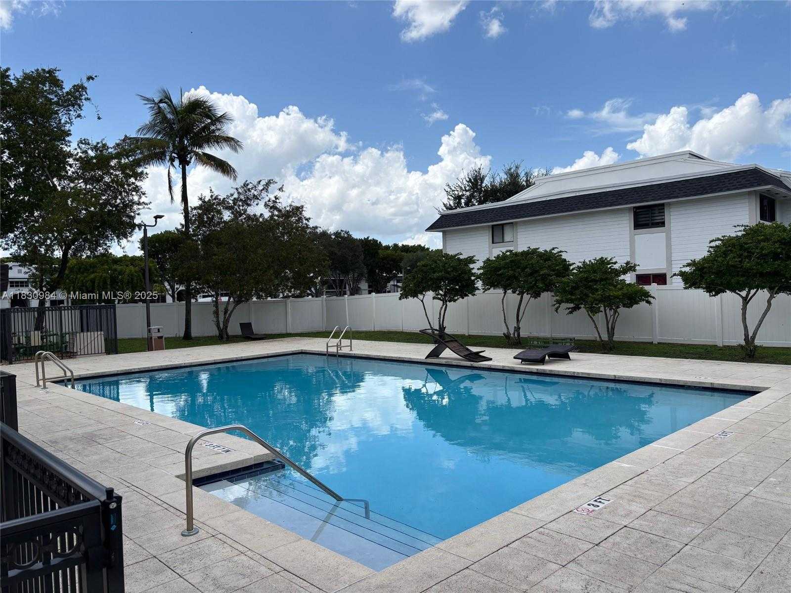 Small Image of 6045 NORTH WEST 186TH ST #103, Hialeah Number 15