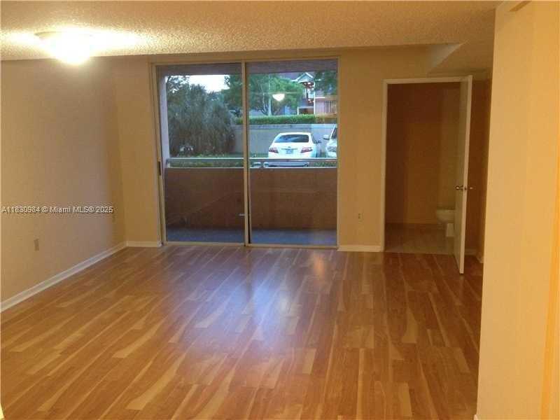 Small Image of 6045 NORTH WEST 186TH ST #103, Hialeah Number 7