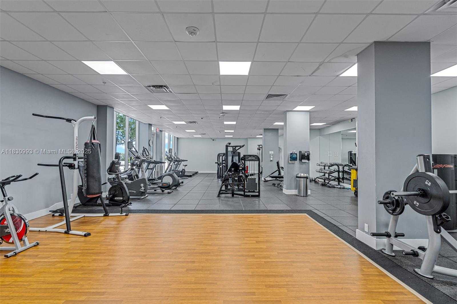 Small Image of 2030 SOUTH OCEAN DR #216, Hallandale Beach Number 36