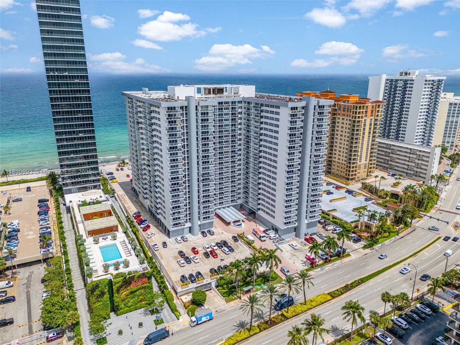 Small Image of 2030 SOUTH OCEAN DR #216, Hallandale Beach Number 4