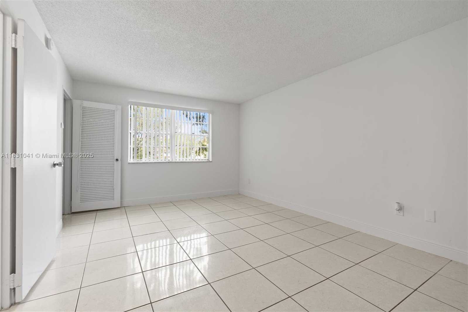 Small Image of 4610 NORTH WEST 79TH AVE #2B, Doral Number 11