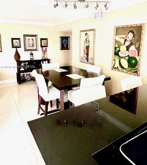 Small Image of 3552 MAGELLAN CIR #122, Aventura Number 12