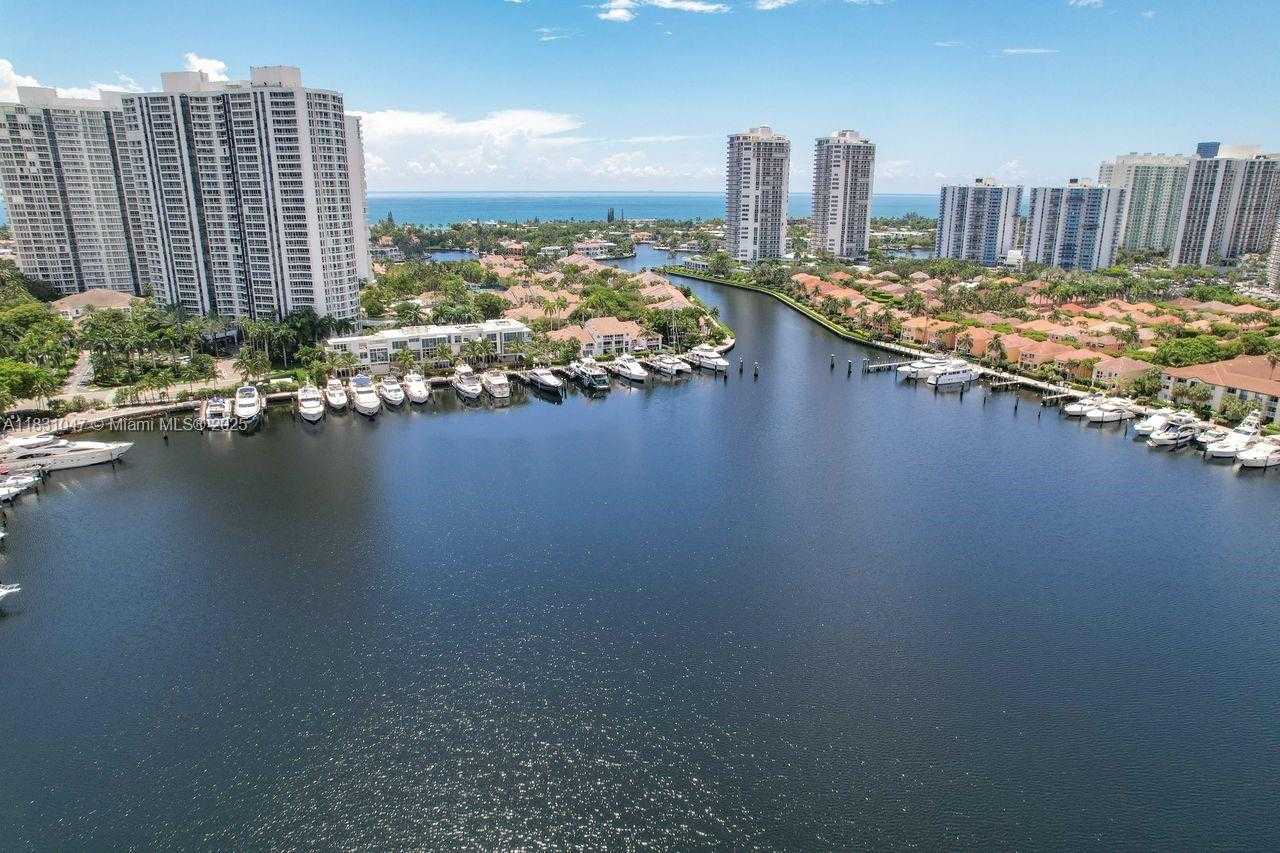 Small Image of 3552 MAGELLAN CIR #122, Aventura Number 3