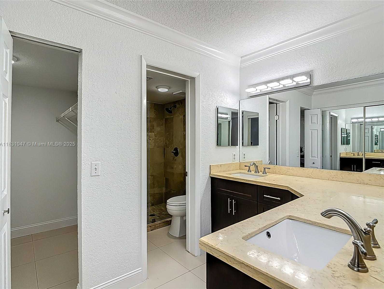 Small Image of 3552 MAGELLAN CIR #122, Aventura Number 42