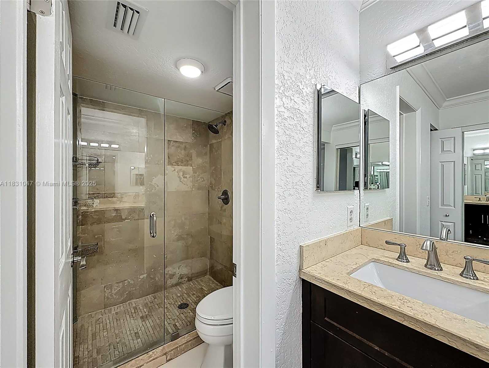 Small Image of 3552 MAGELLAN CIR #122, Aventura Number 46