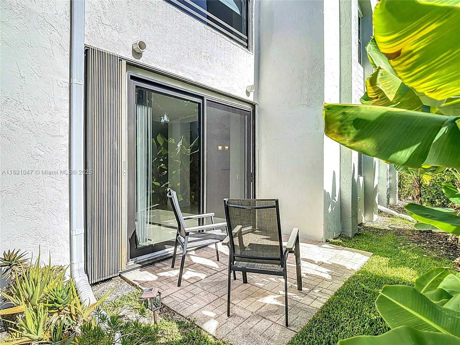 Small Image of 3552 MAGELLAN CIR #122, Aventura Number 51