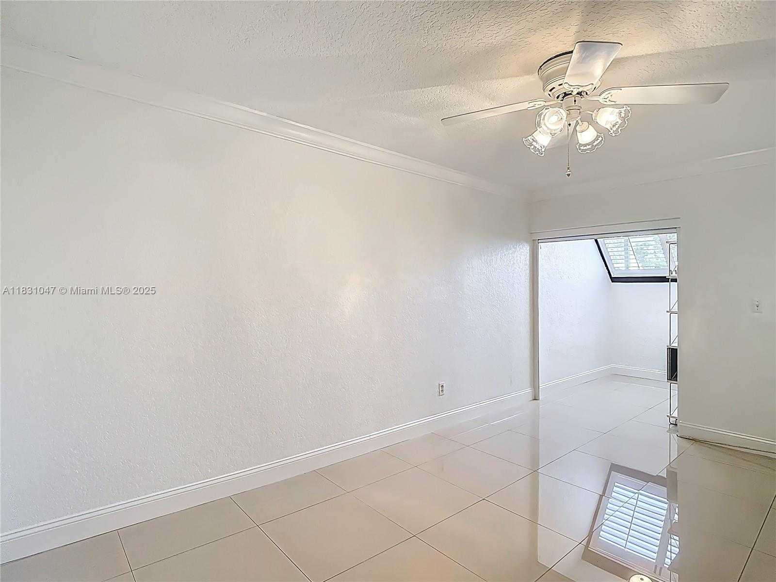 Small Image of 3552 MAGELLAN CIR #122, Aventura Number 63