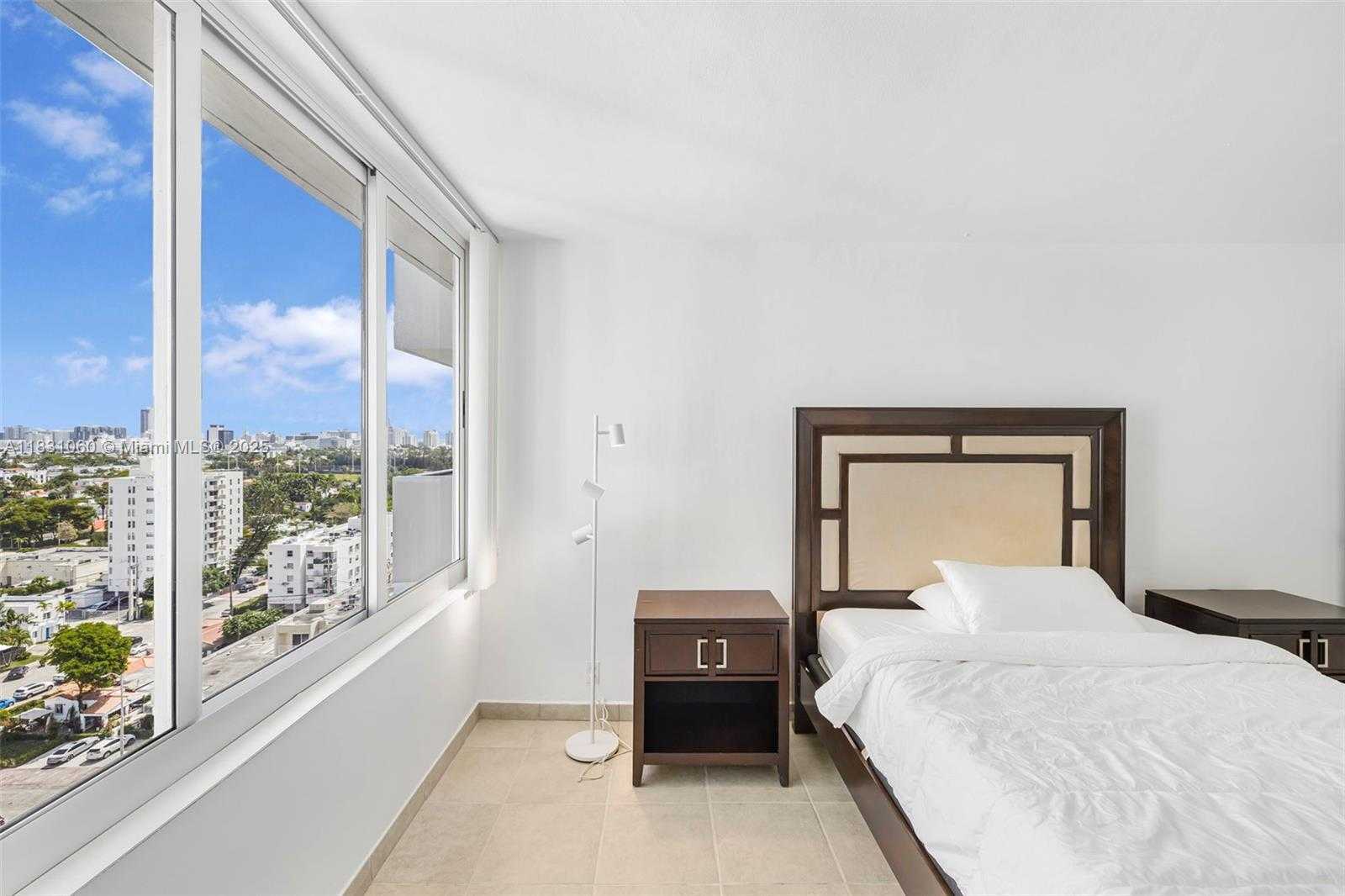 Small Image of 1200 WEST AVE #1419, Miami Beach Number 19
