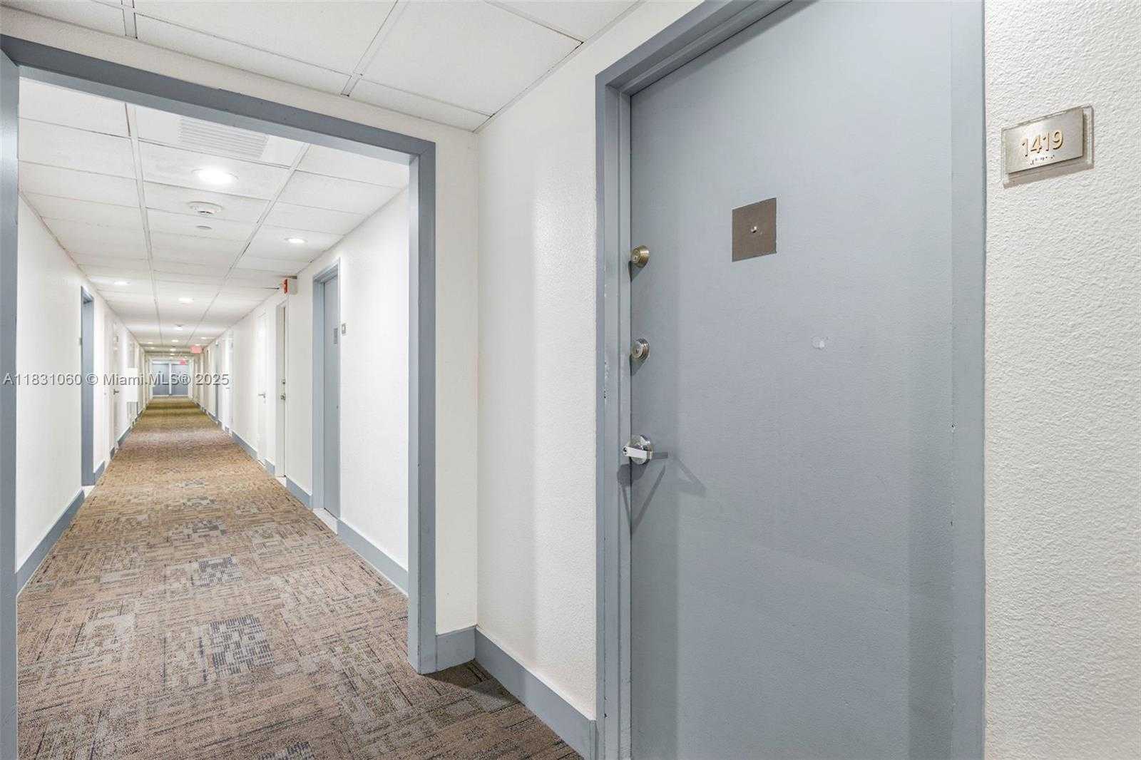Small Image of 1200 WEST AVE #1419, Miami Beach Number 25