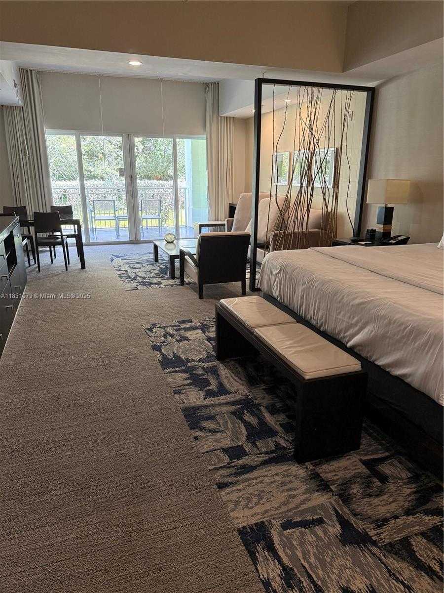 Small Image of 5300 NORTH WEST 87TH AVE #1504, Doral Number 3