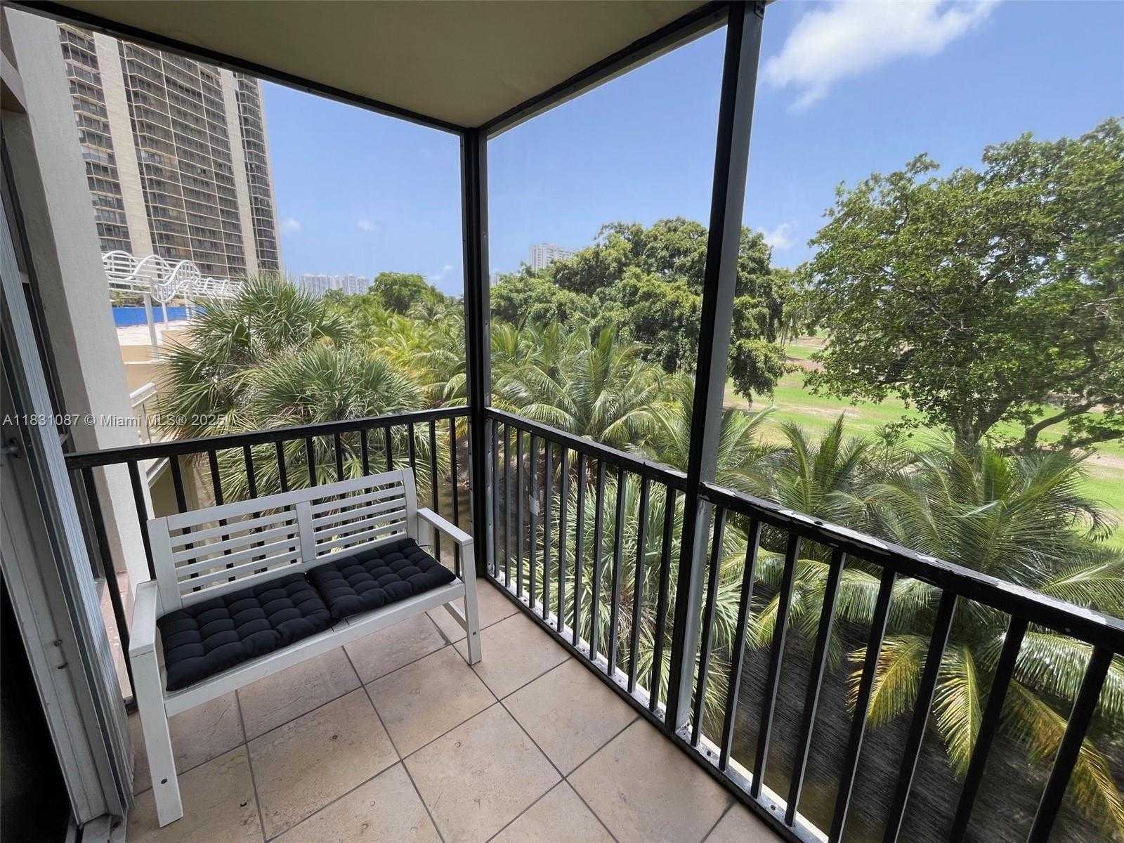 Small Image of 20335 WEST COUNTRY CLUB DR #304, Aventura Number 18
