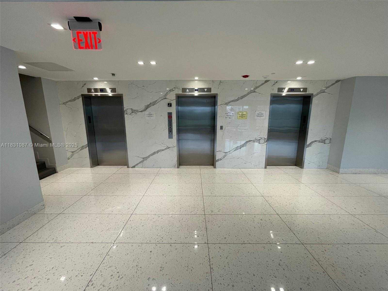 Small Image of 20335 WEST COUNTRY CLUB DR #304, Aventura Number 35