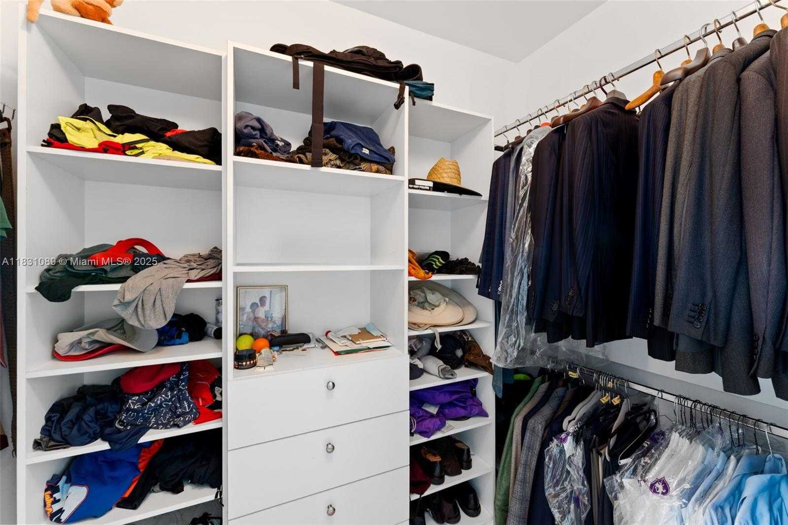 Small Image of 1331 BRICKELL BAY DR #2807, Miami Number 20