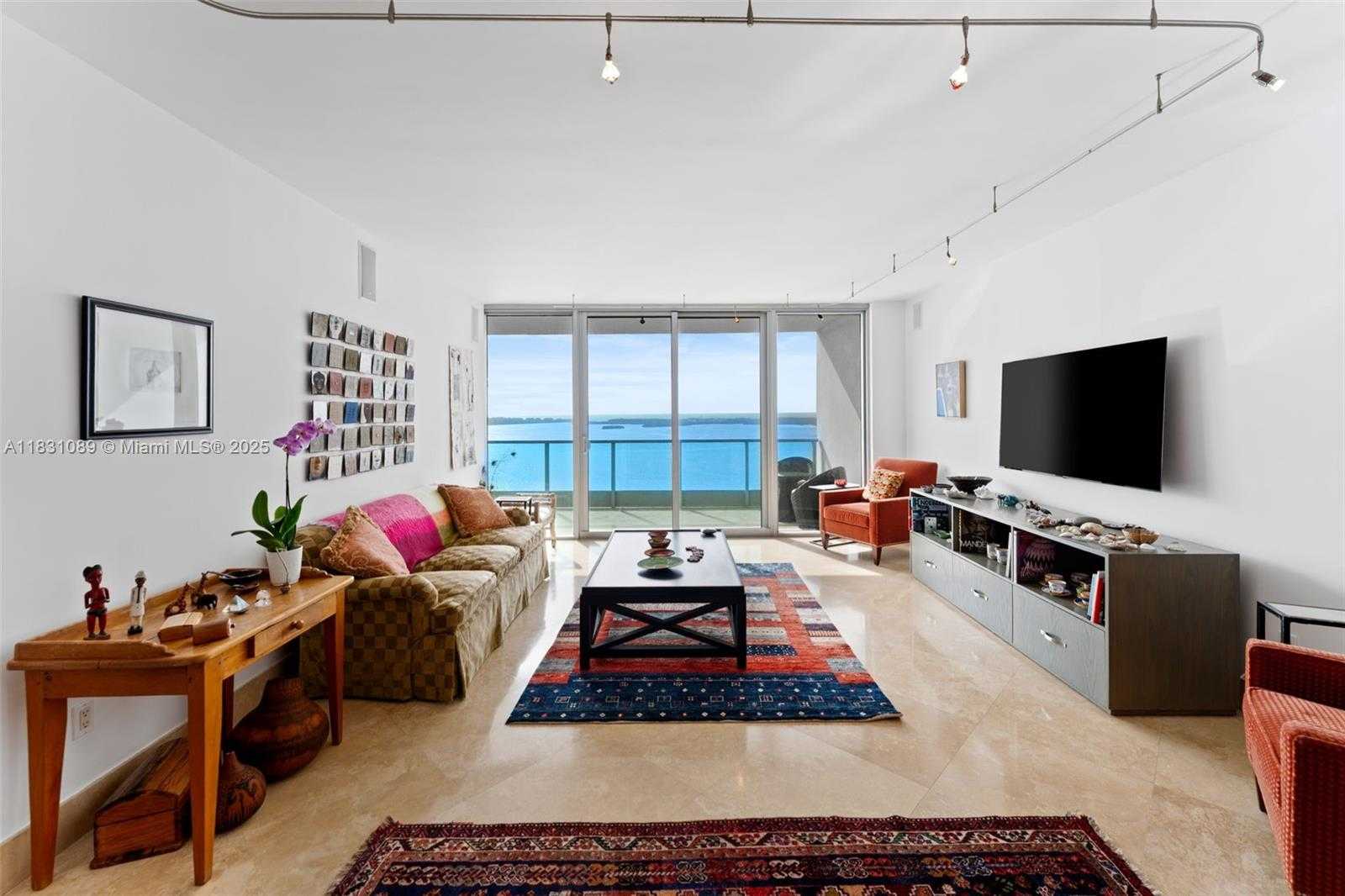Small Image of 1331 BRICKELL BAY DR #2807, Miami Number 5