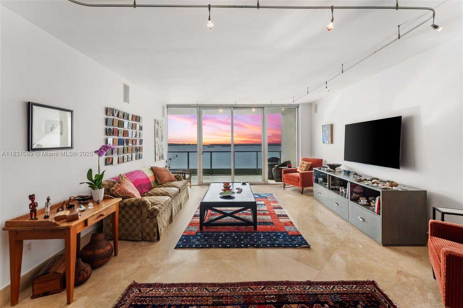 Small Image of 1331 BRICKELL BAY DR #2807, Miami Number 9