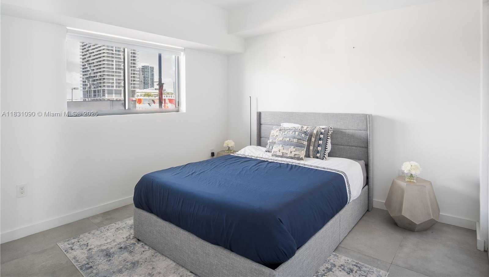 Small Image of 460 NORTH EAST 28TH ST #805, Miami Number 16