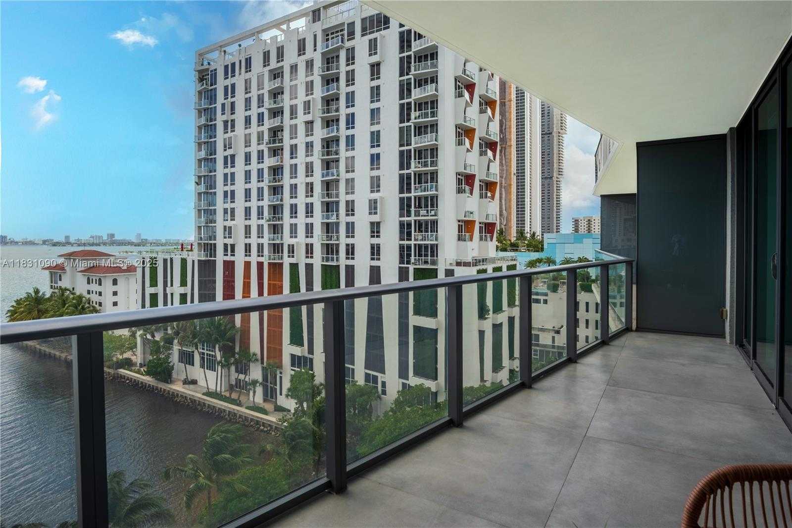 Small Image of 460 NORTH EAST 28TH ST #805, Miami Number 23