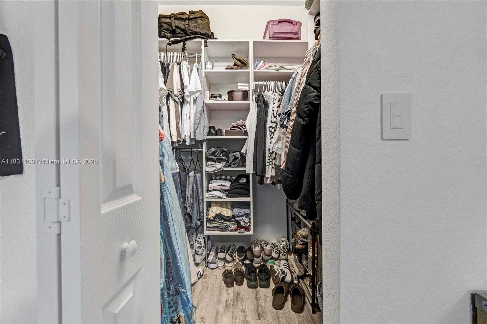Small Image of 10021 WEST 32ND LN, Hialeah Number 12