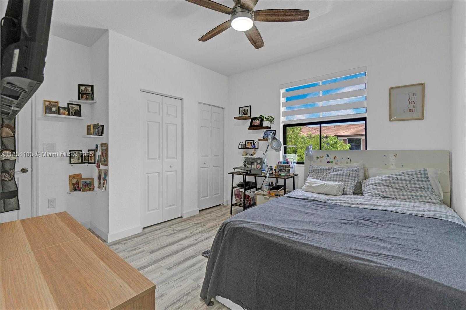 Small Image of 10021 WEST 32ND LN, Hialeah Number 20