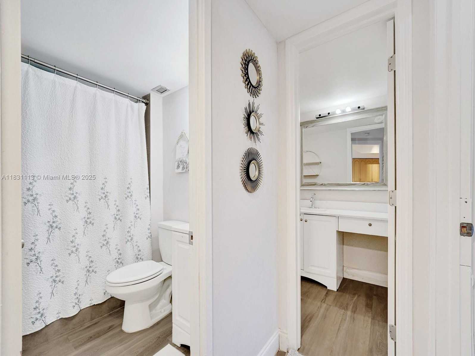 Small Image of 1351 NORTH EAST MIAMI GARDENS DR #203E, Miami Number 17
