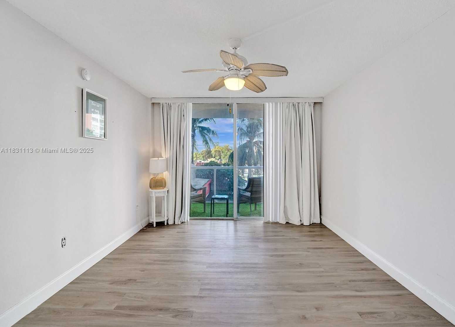 Small Image of 1351 NORTH EAST MIAMI GARDENS DR #203E, Miami Number 18