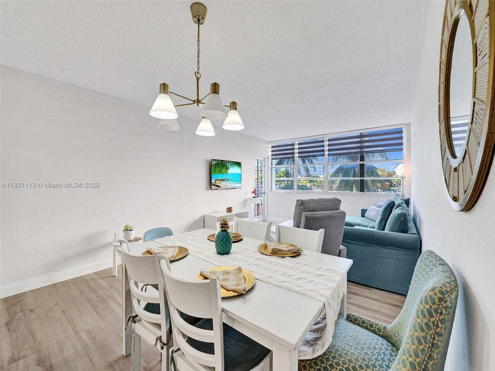 Small Image of 1351 NORTH EAST MIAMI GARDENS DR #203E, Miami Number 7