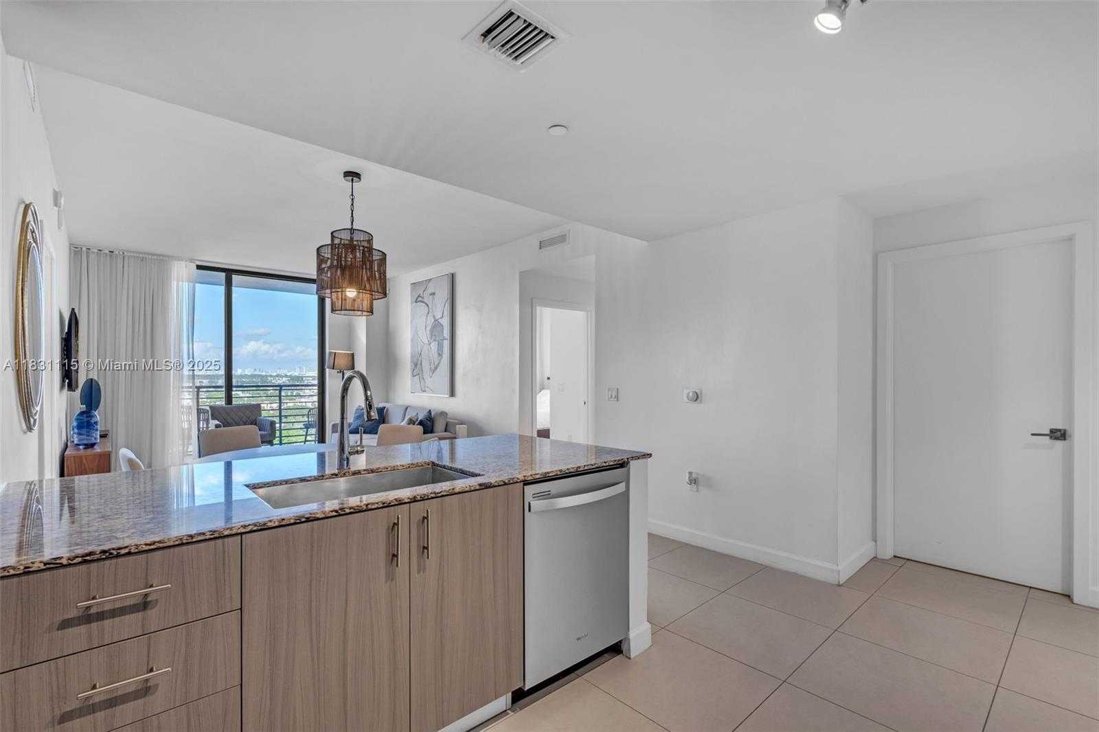 Small Image of 5350 NORTH WEST 84TH AVE #1513, Doral Number 8