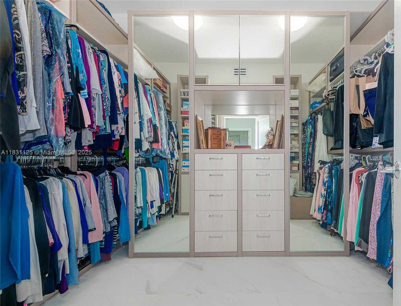 Small Image of 9511 COLLINS AVE #1502, Surfside Number 16