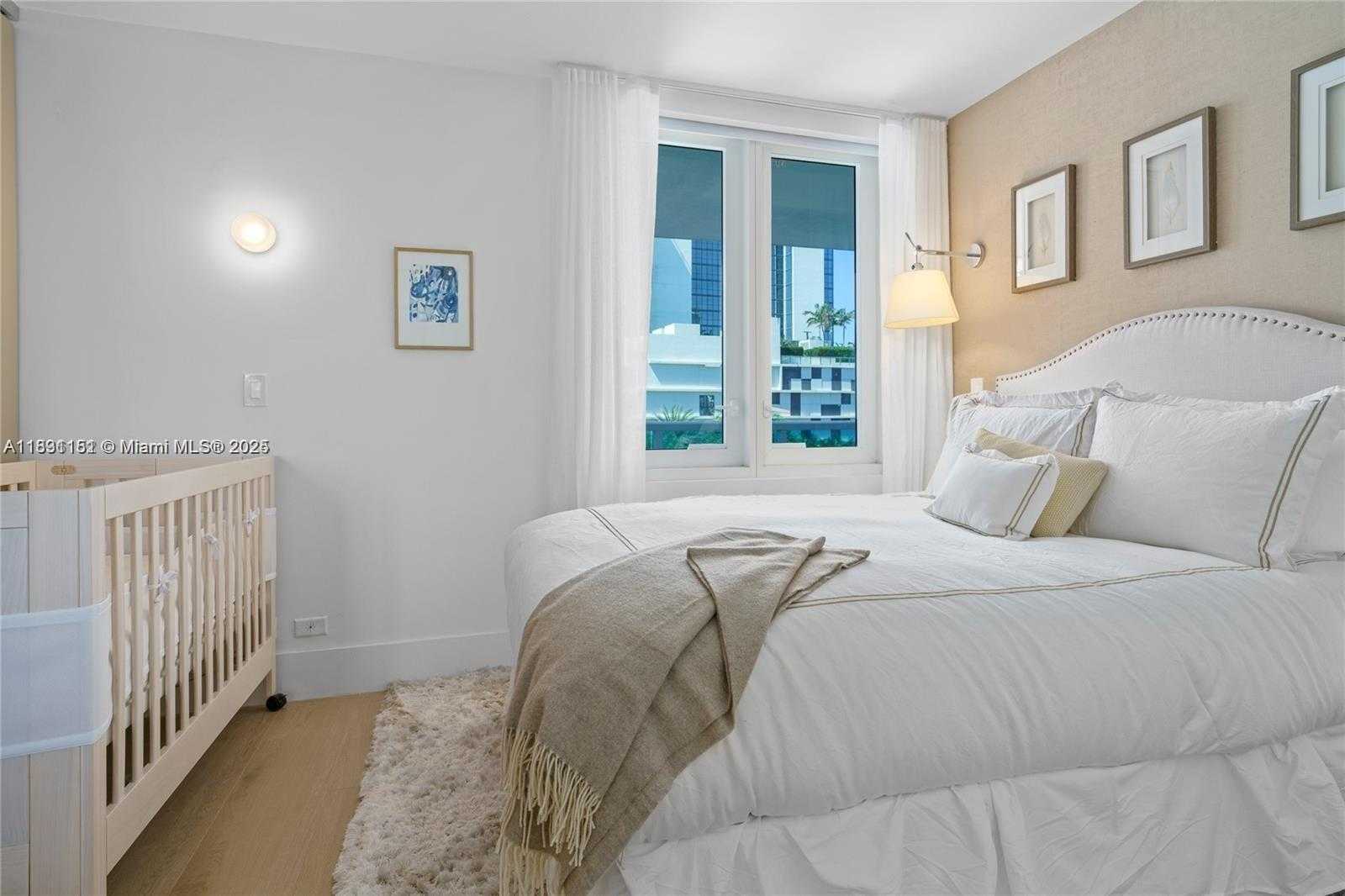 Small Image of 2301 COLLINS AVE #407, Miami Beach Number 18