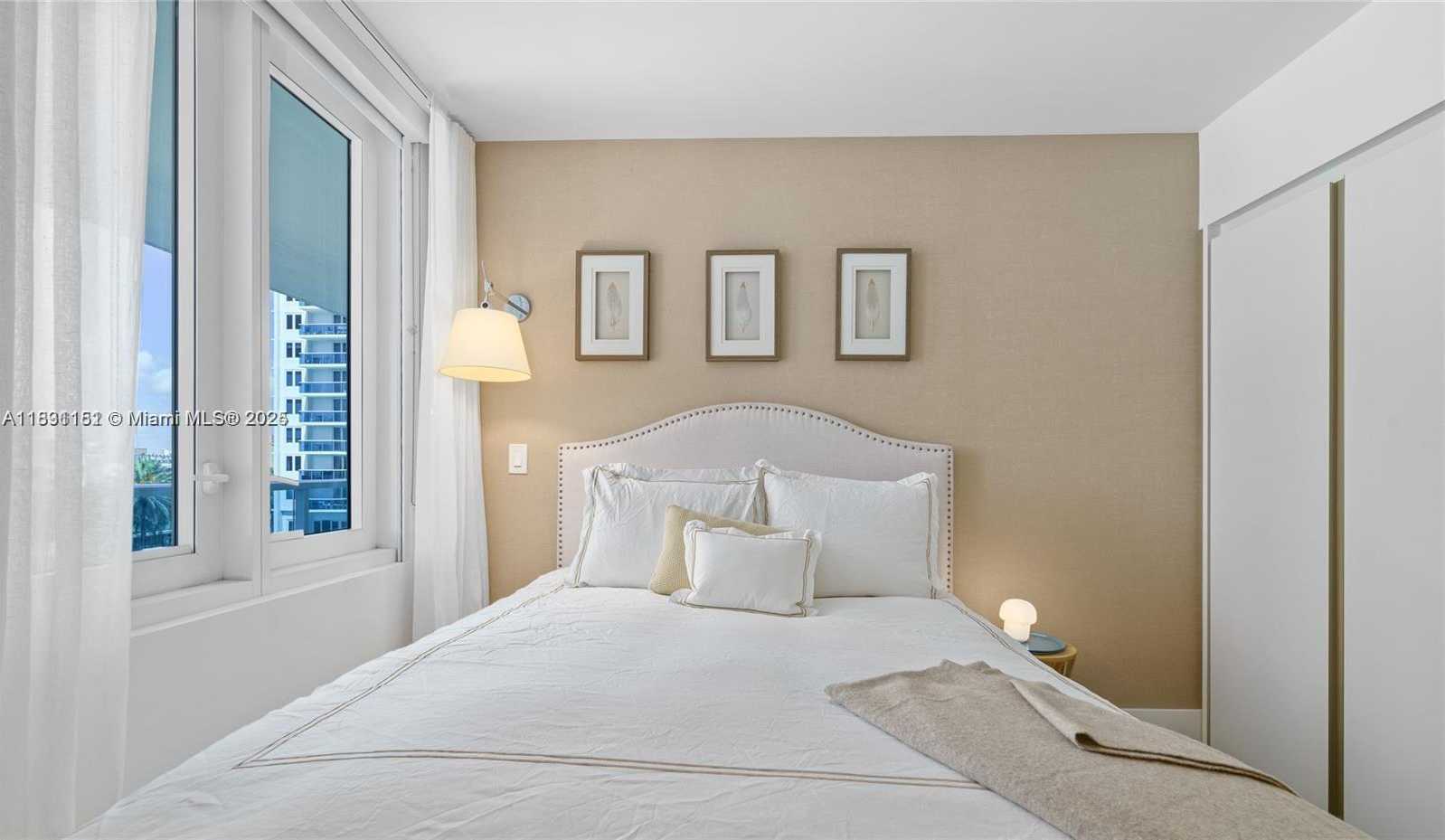 Small Image of 2301 COLLINS AVE #407, Miami Beach Number 22