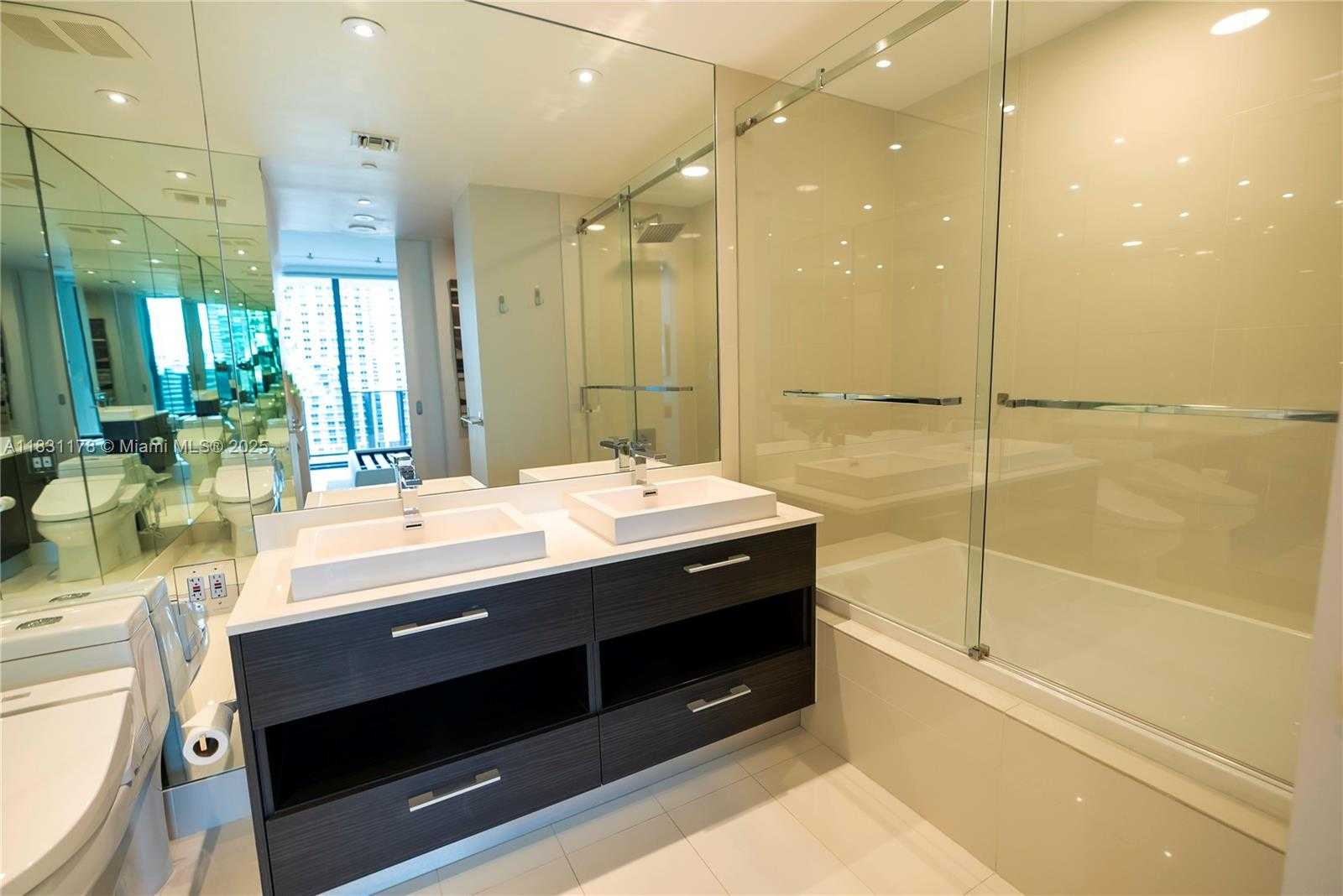 Small Image of 45 SOUTH WEST 9TH ST #1705, Miami Number 20