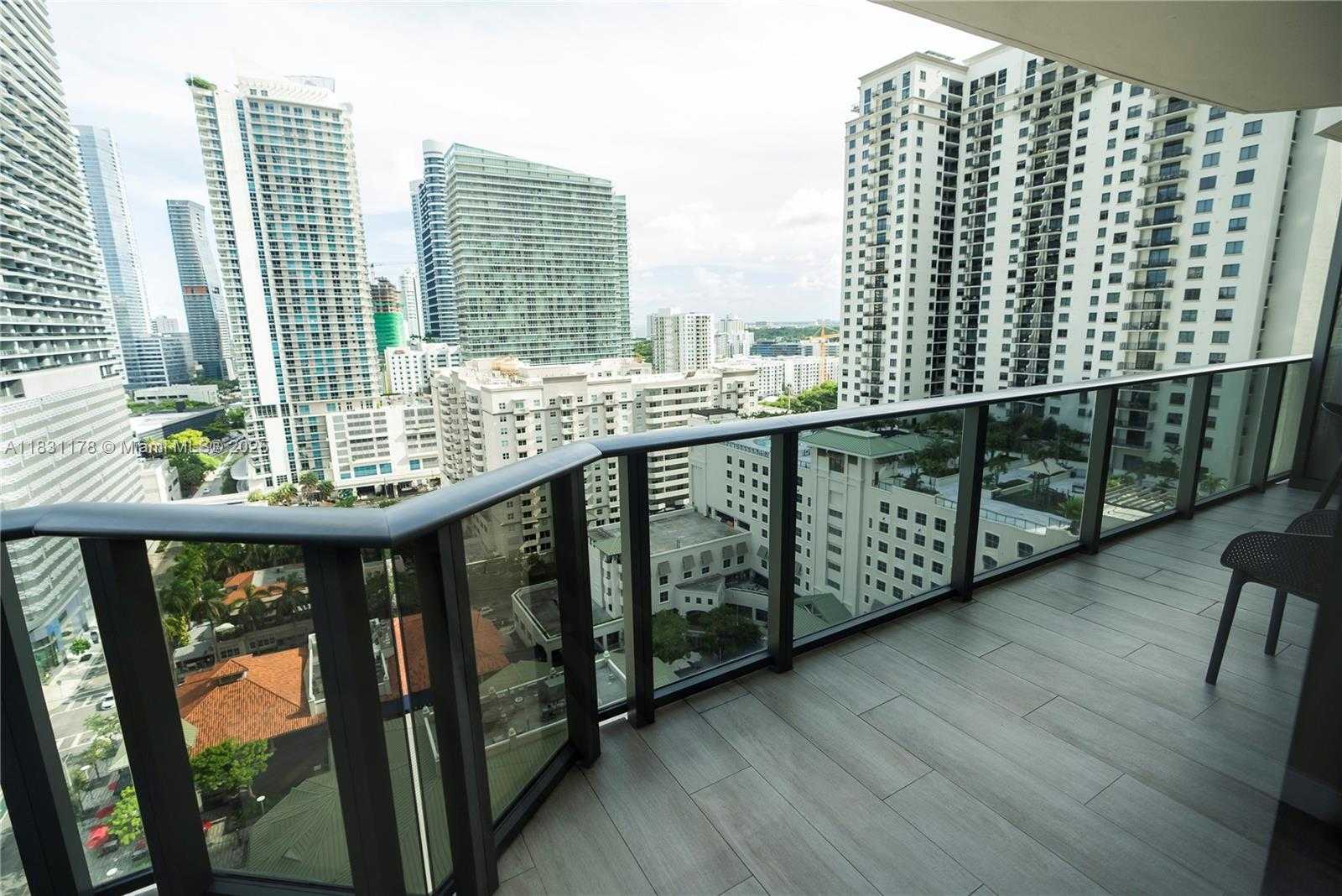 Small Image of 45 SOUTH WEST 9TH ST #1705, Miami Number 22
