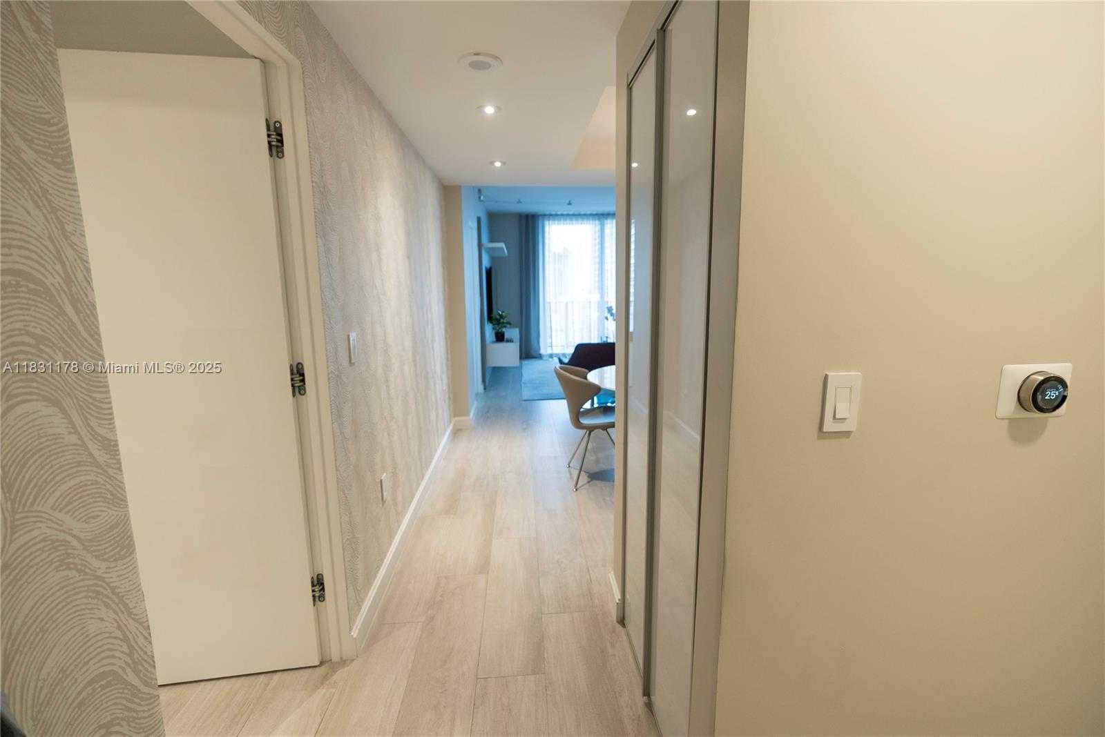 Small Image of 45 SOUTH WEST 9TH ST #1705, Miami Number 24