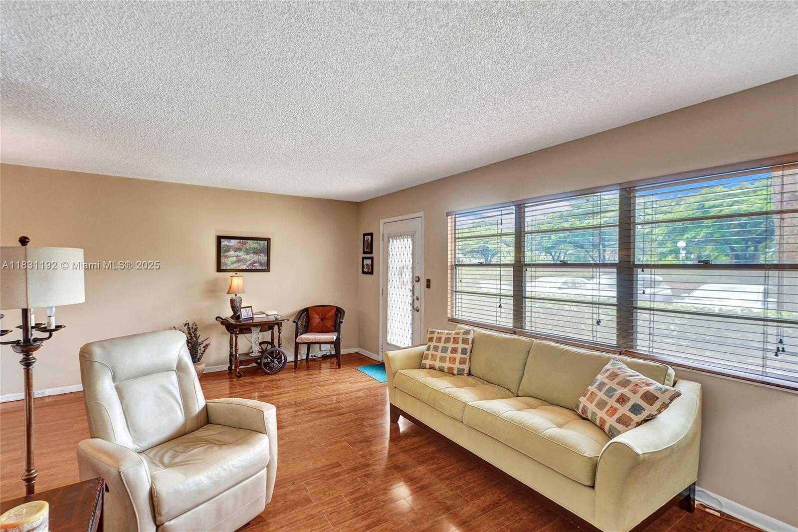Small Image of 1805 ELEUTHERA PT #J1, Coconut Creek Number 8