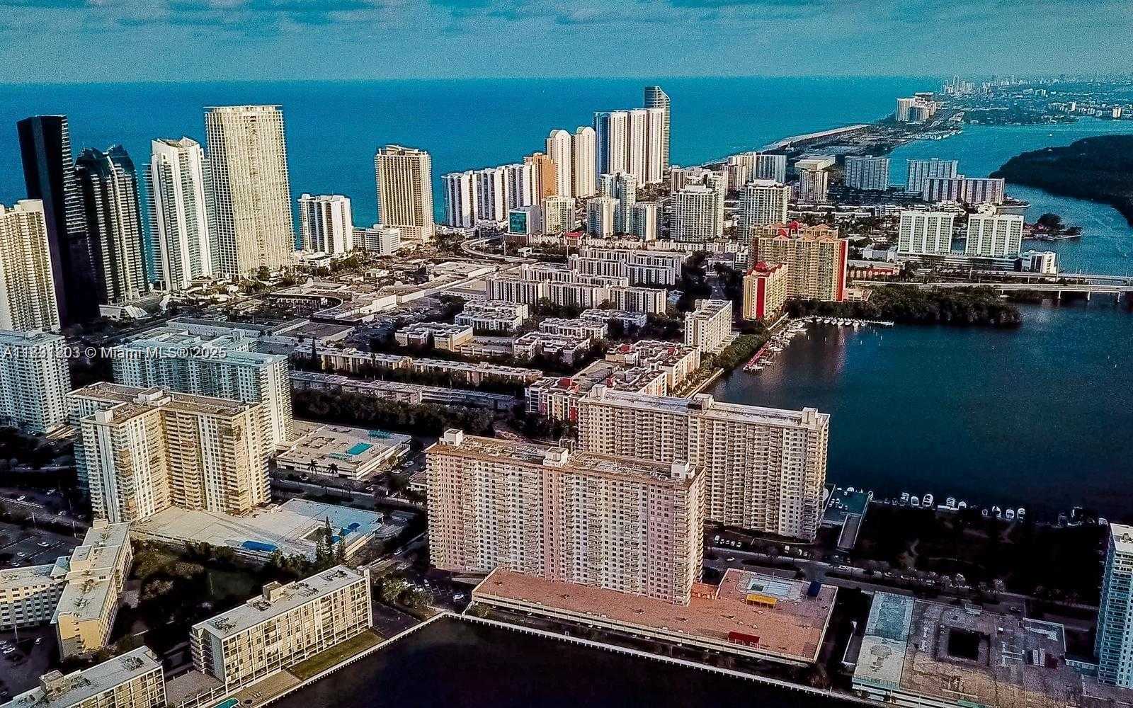 Small Image of 251 174TH ST #911, Sunny Isles Beach Number 4