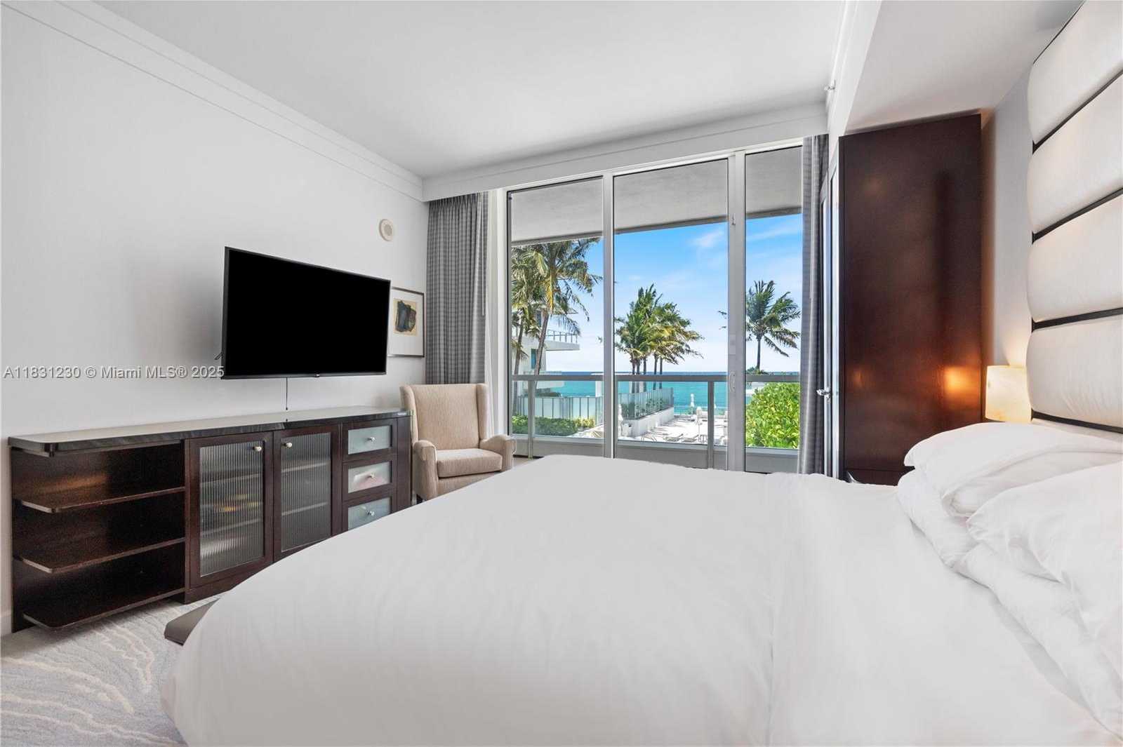 Small Image of 4391 COLLINS AVE #623, Miami Beach Number 17
