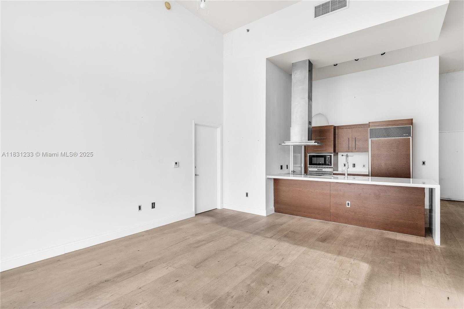 Small Image of 495 SOUTH EAST BRICKELL AVE #1511, Miami Number 17