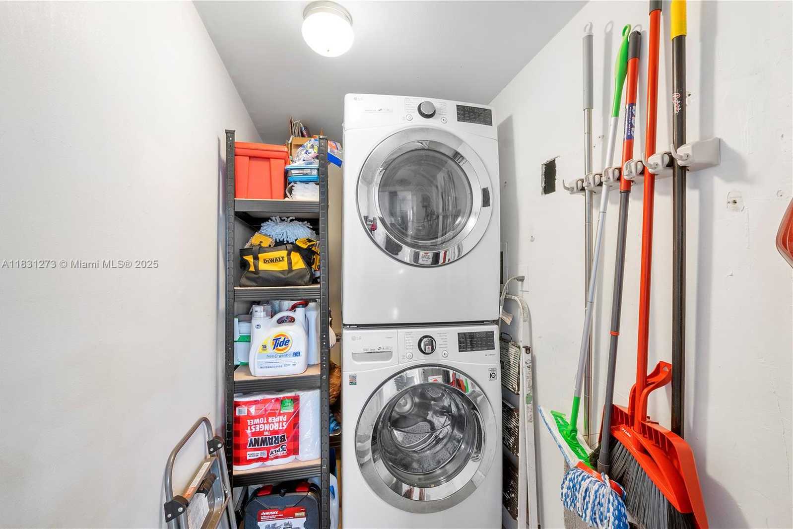 Small Image of 1706 HAMMOCK BLVD #110, Coconut Creek Number 22