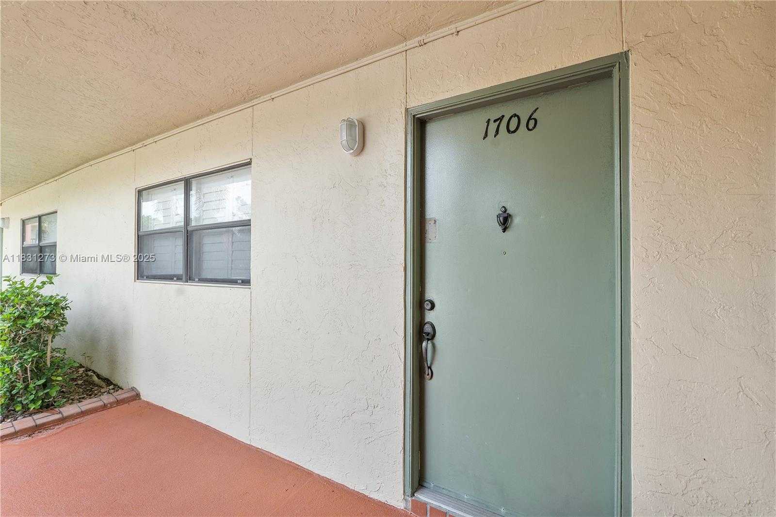 Small Image of 1706 HAMMOCK BLVD #110, Coconut Creek Number 23