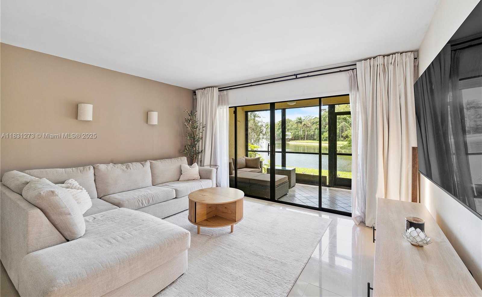 Small Image of 1706 HAMMOCK BLVD #110, Coconut Creek Number 5