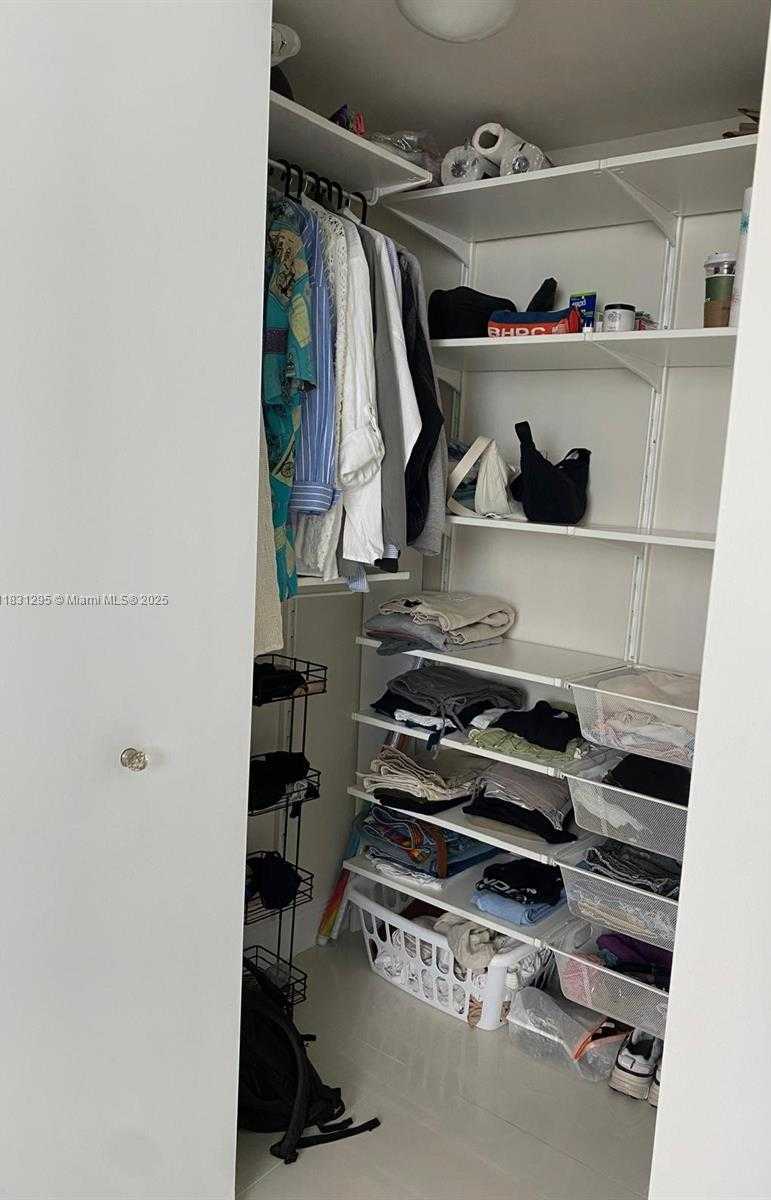 Small Image of 1861 NORTH WEST S RIVER DR #1110, Miami Number 11