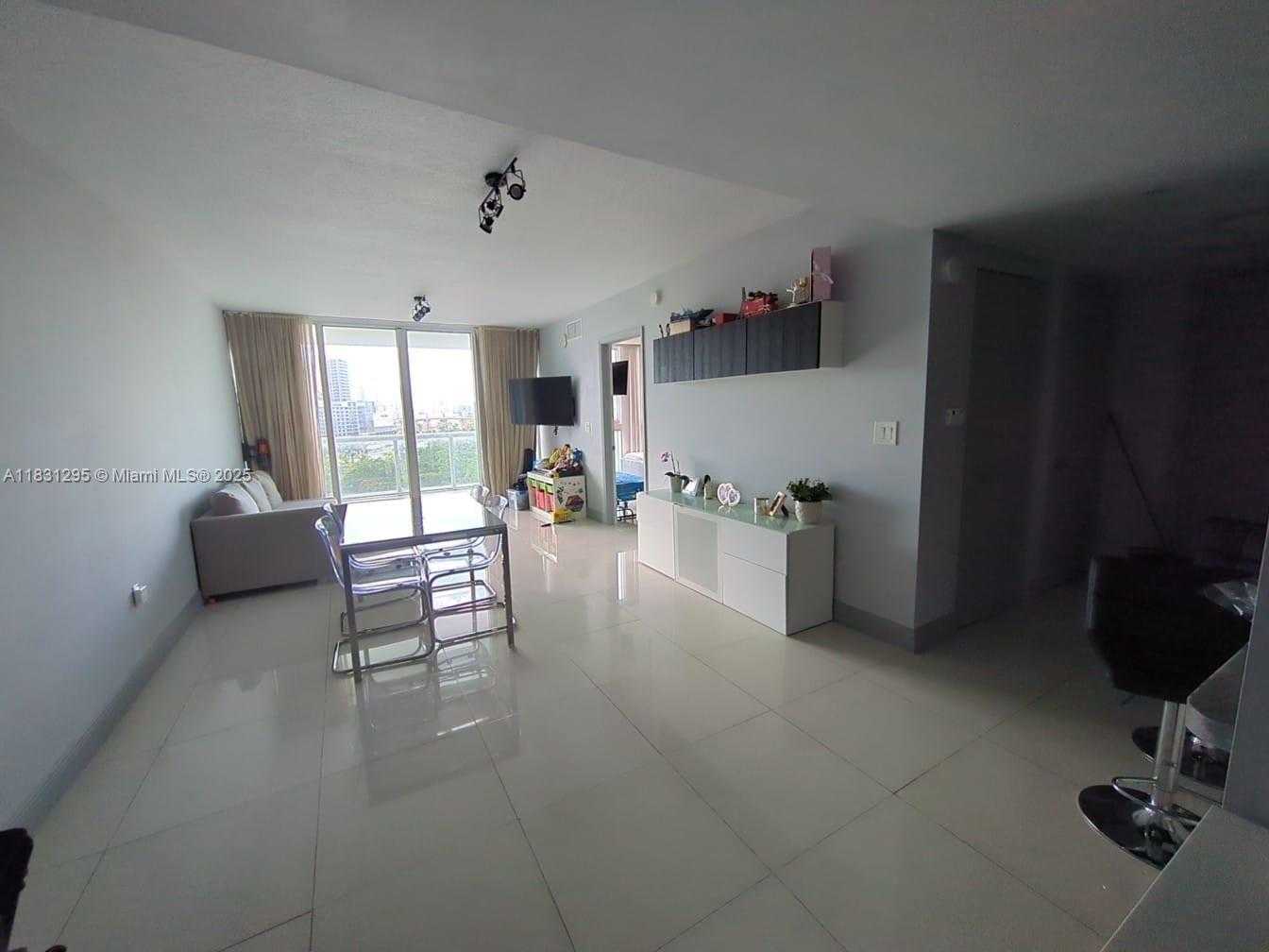 Small Image of 1861 NORTH WEST S RIVER DR #1110, Miami Number 4