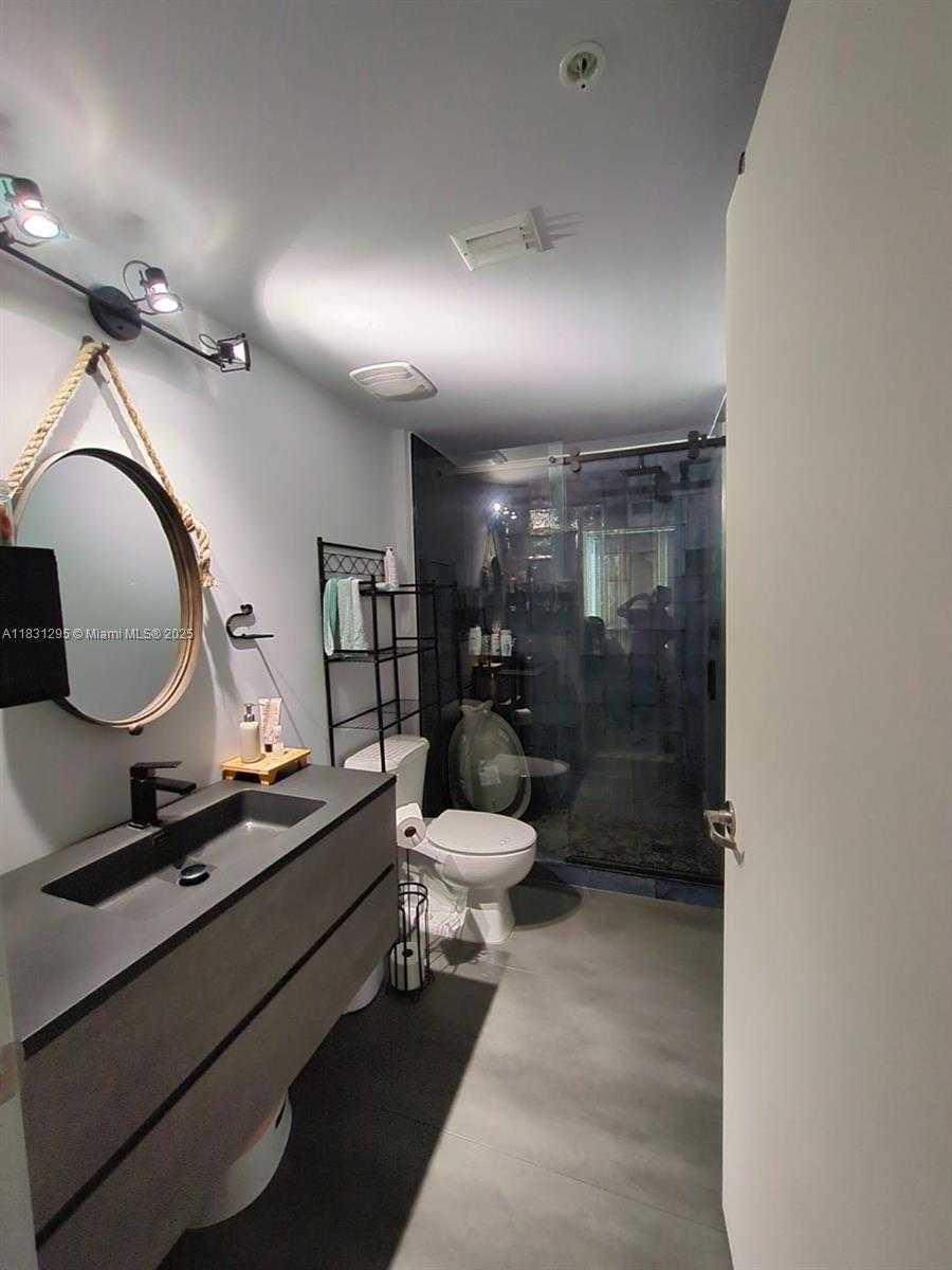Small Image of 1861 NORTH WEST S RIVER DR #1110, Miami Number 8