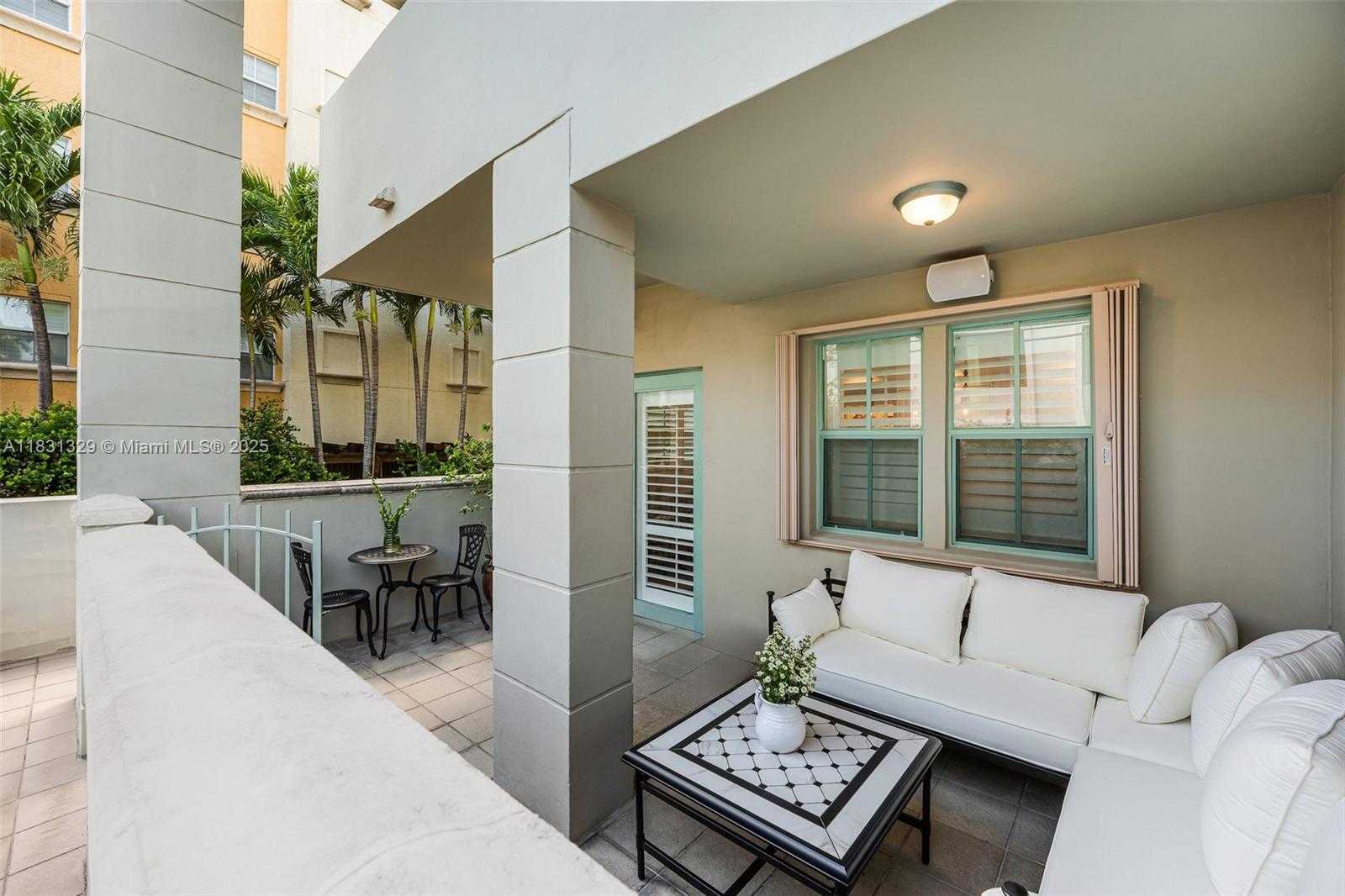 Small Image of 618 VALENCIA AVE #101, Coral Gables Number 17