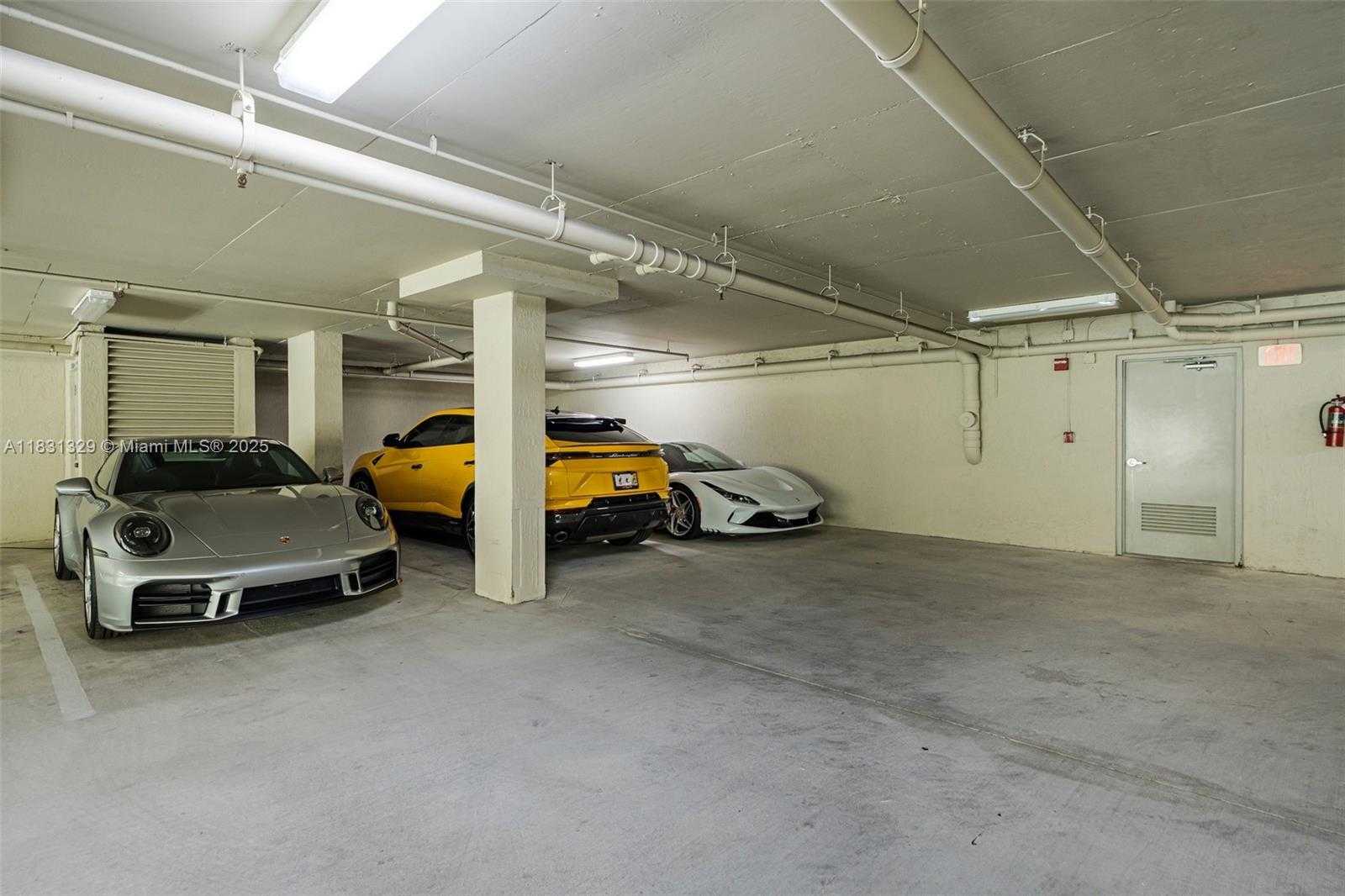 Small Image of 618 VALENCIA AVE #101, Coral Gables Number 20