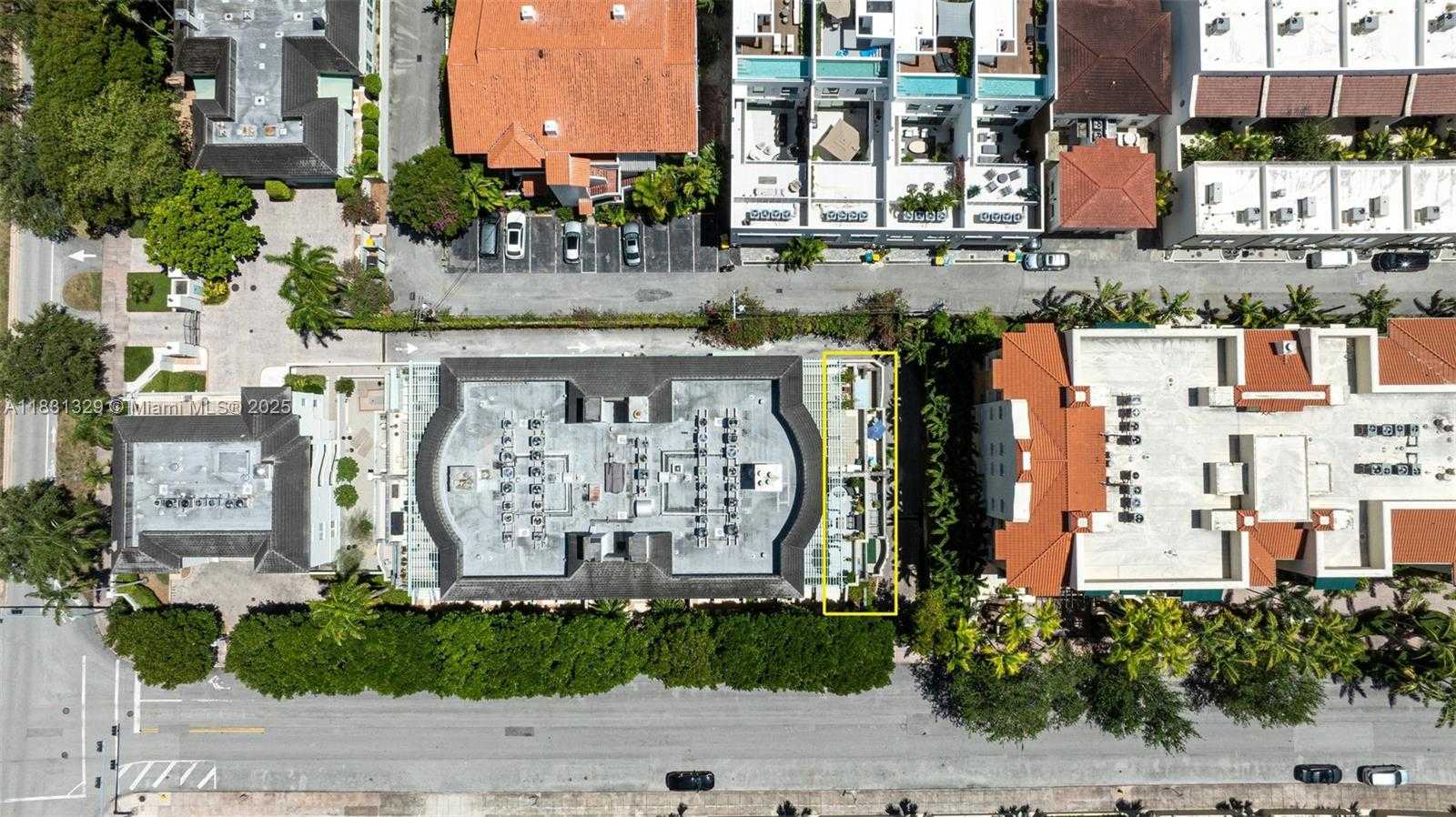 Small Image of 618 VALENCIA AVE #101, Coral Gables Number 23
